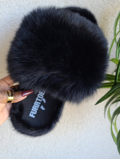 Full Black Cozy Slippers